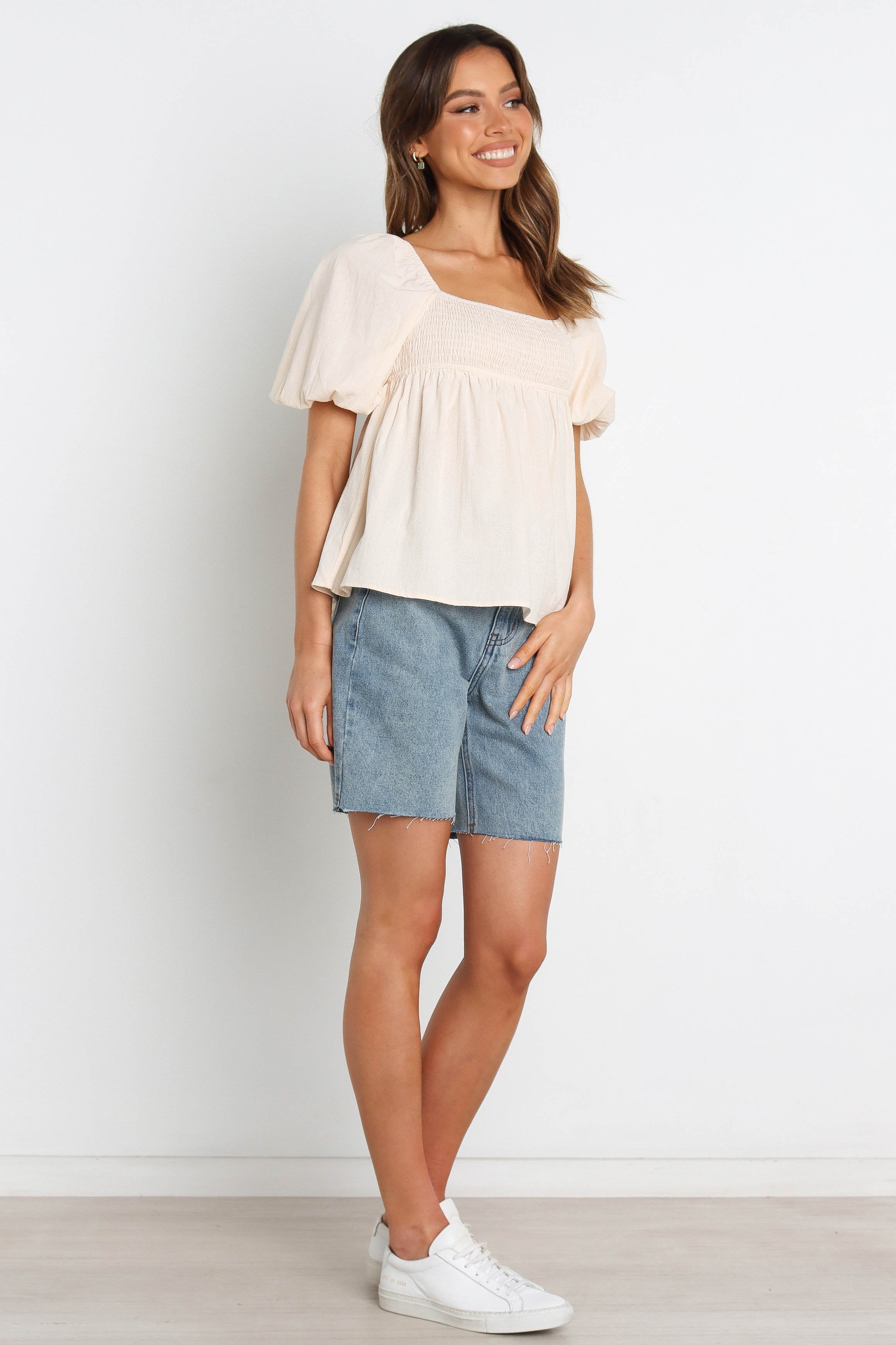 Hodgeman Shorts - Mid Wash-Sunny Prom