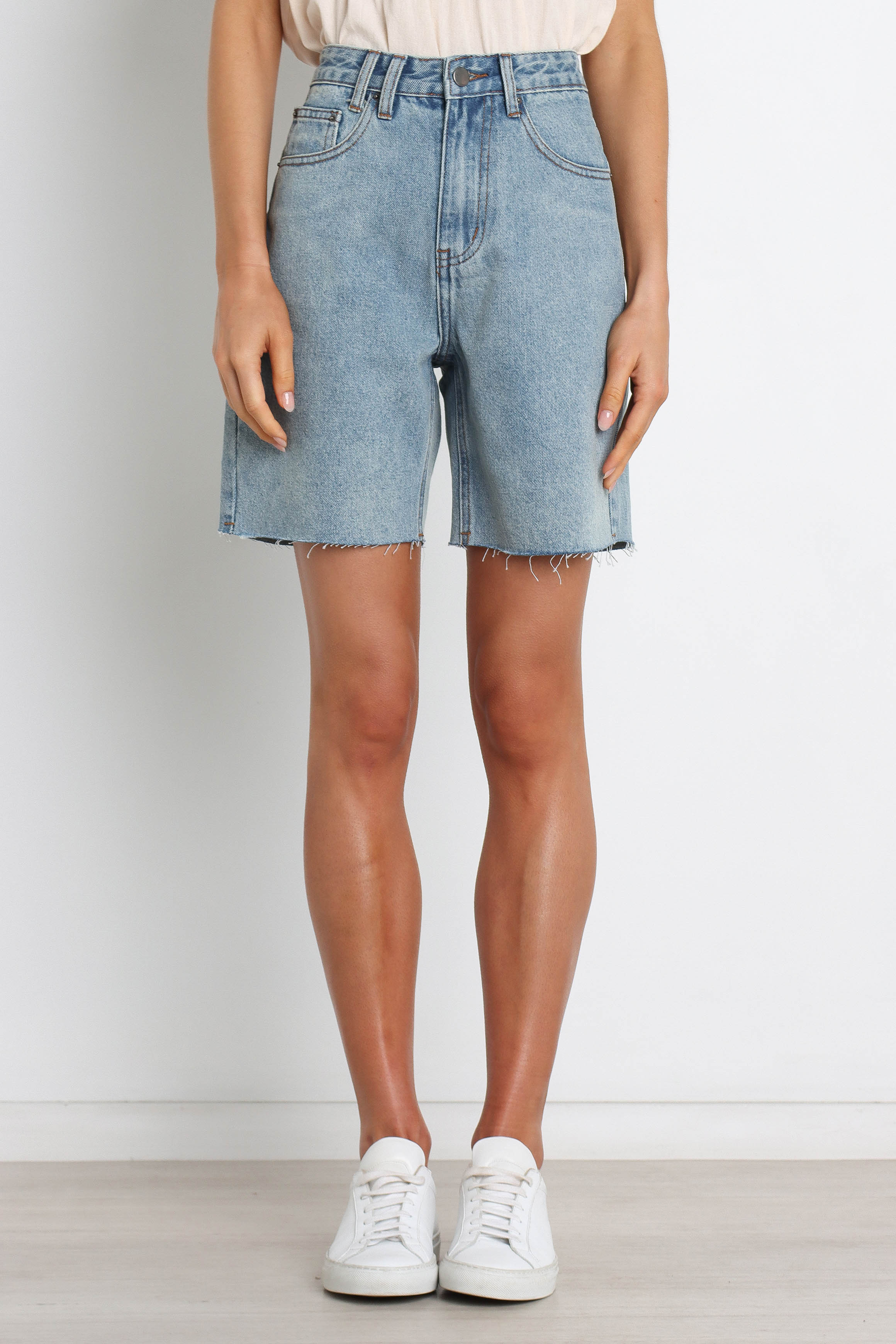 Hodgeman Shorts - Mid Wash-Sunny Prom