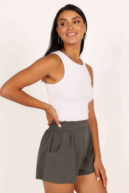 Maggie Shorts - Olive-Sunny Prom