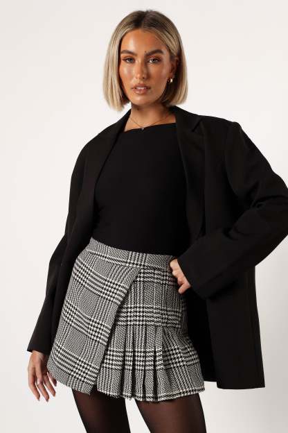 Natasha Mini Skort - Black/White-Sunny Prom