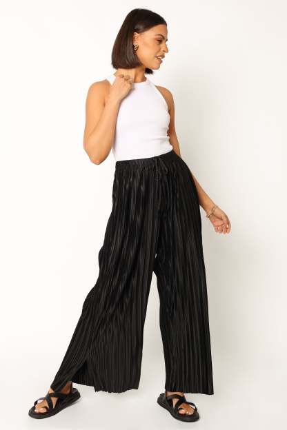 Sasha Pleated Pants - Black-Sunny Prom