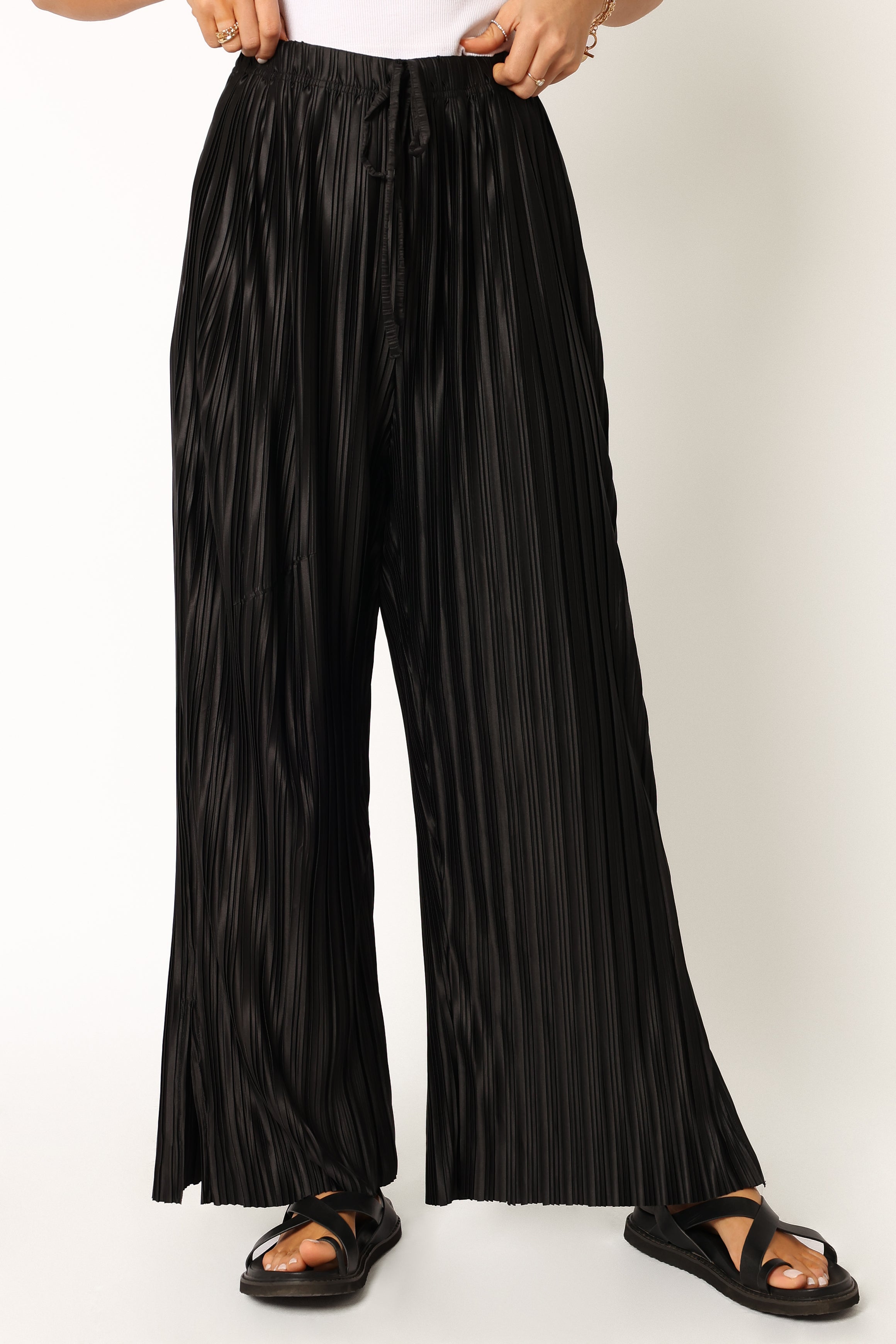 Sasha Pleated Pants - Black-Sunny Prom