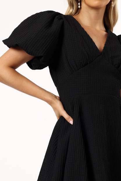 Max Short Sleeve Mini Dress - Black-Sunny Prom