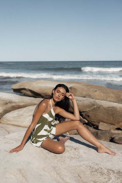 Henri Halter Top - Olive Palm-Sunny Prom