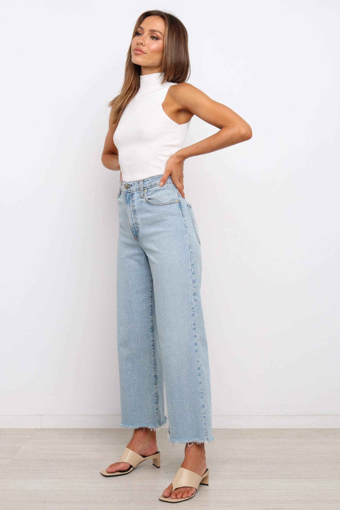 Runie Top - White-Sunny Prom