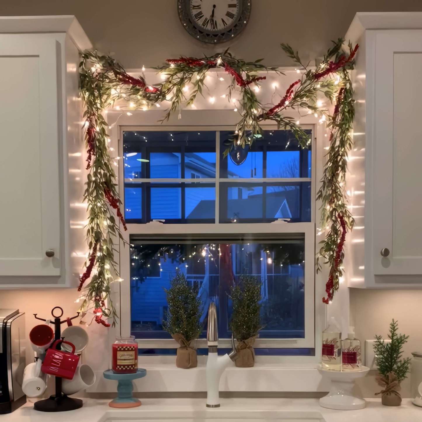 Glistening Glow Garlands 149