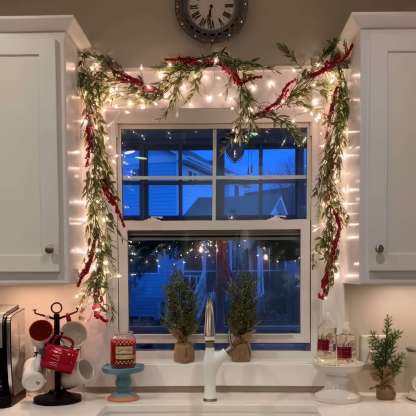 Glistening Glow Garlands 149