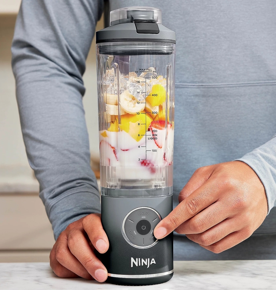 🎉Last day clearance sale💝✨ Buy 1 Get 1 Free ✨Ninja Blast MAX 22-oz CordlessPortabl Blender w/ InsulatedSleeve