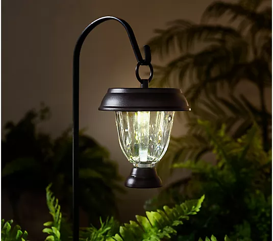 Soon to be sold out!!💝Buy 1 Get 1 Free✨Energizer 8-Pc 3-in-1 Solar Path Lights w/Color on Demand