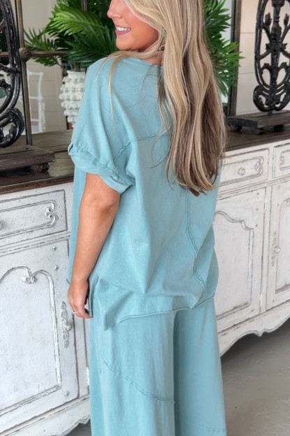 Rolled Tee & Spiral Layered Trousers Loose Set