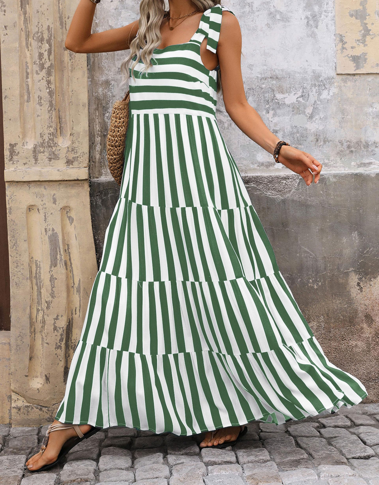 2024 Casual Sleeveless Spaghetti Strap Maxi Dress(Buy 2 Free Shipping)
