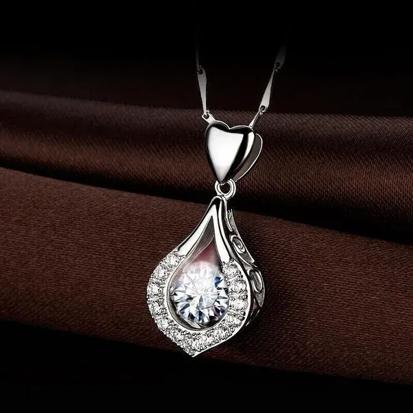 🎁Tobula dovana – tviskančios širdies ašarų akmenų karoliai