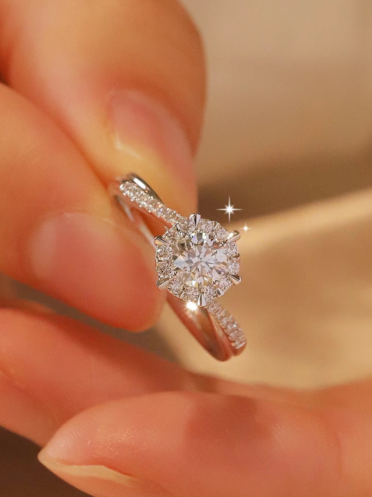 2024 nou inel cu diamant moissanite! Creat cu proporția de aur perfectă!