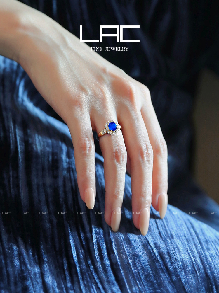 Inel din aur de 18K și safir natural cu safir natural