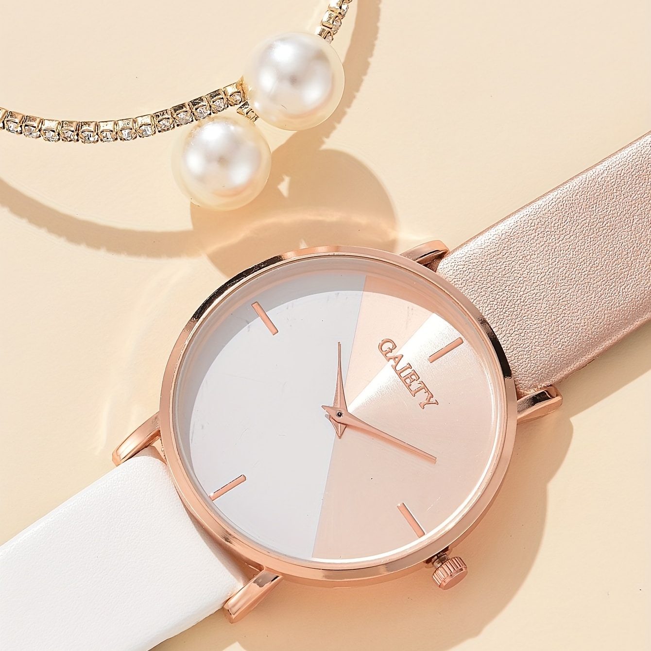 Relógio de quartzo com costura simples de duas cores pulseira de couro PU requintada