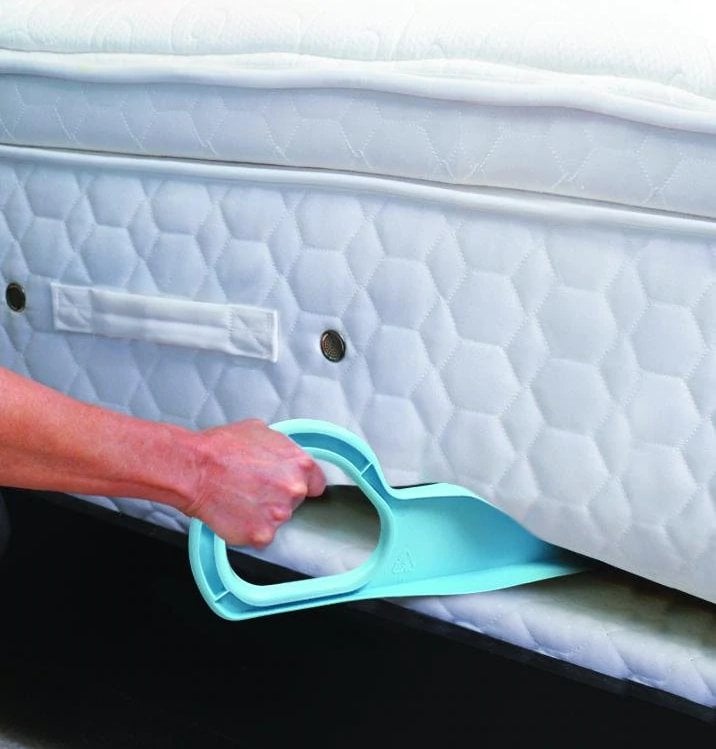 Ergonomic Mattress Wedge Elevator - Bed Making & Mattress Lifting Hand