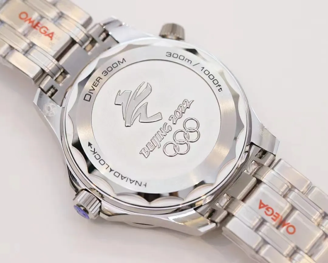 Omega Seamaster Diver 300M Co-Axial Master Chronometer 2022 Zimní olympijské hry v Pekingu Limited 522.30.42.20.03.001