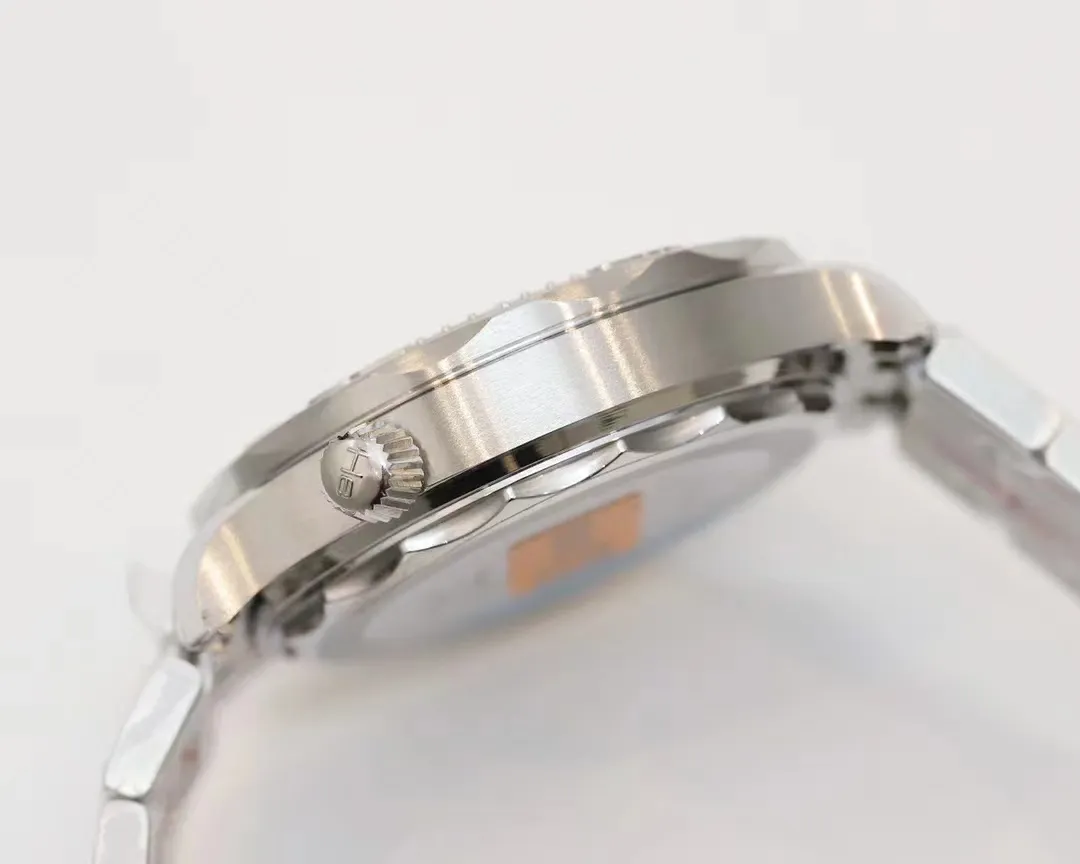 Omega Seamaster Diver 300M Co-Axial Master Chronometer 2022 Zimní olympijské hry v Pekingu Limited 522.30.42.20.03.001