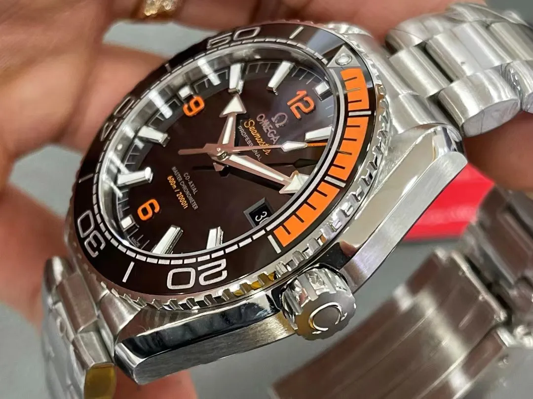 Omega Seamaster Planet Ocean Co-Axial Master Chronometr 215.30.44.21.01.002