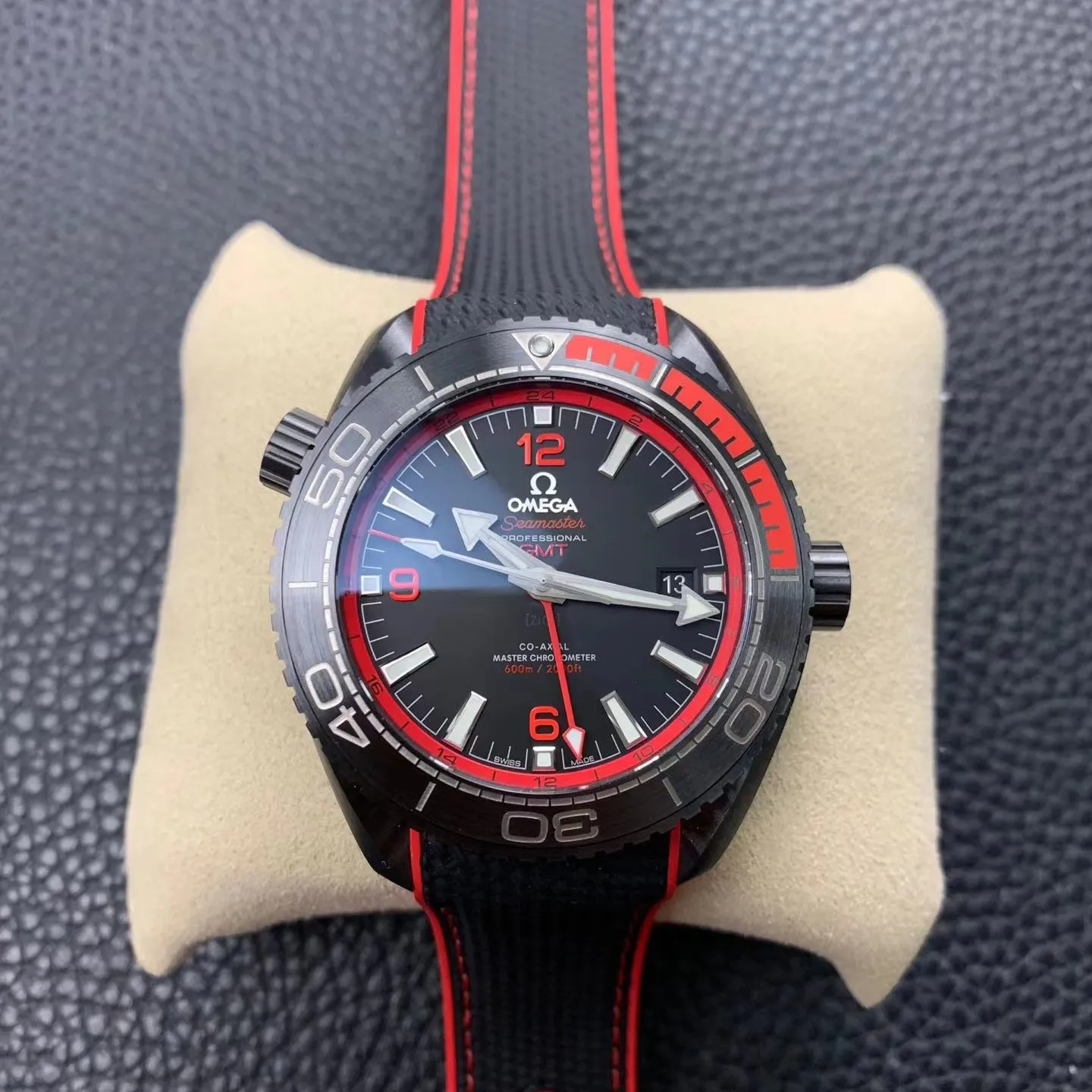 Omega Seamaster Planet Ocean Master Chronometr GMT Deep Black 215.92.46.22.01.003