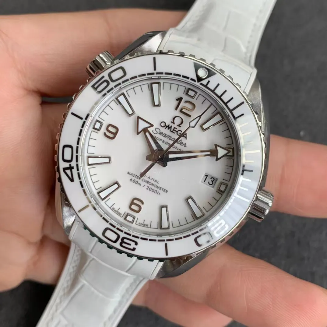 Omega Seamaster Planet Ocean Co-Axial Master Chronometr 215.33.40.20.04.001