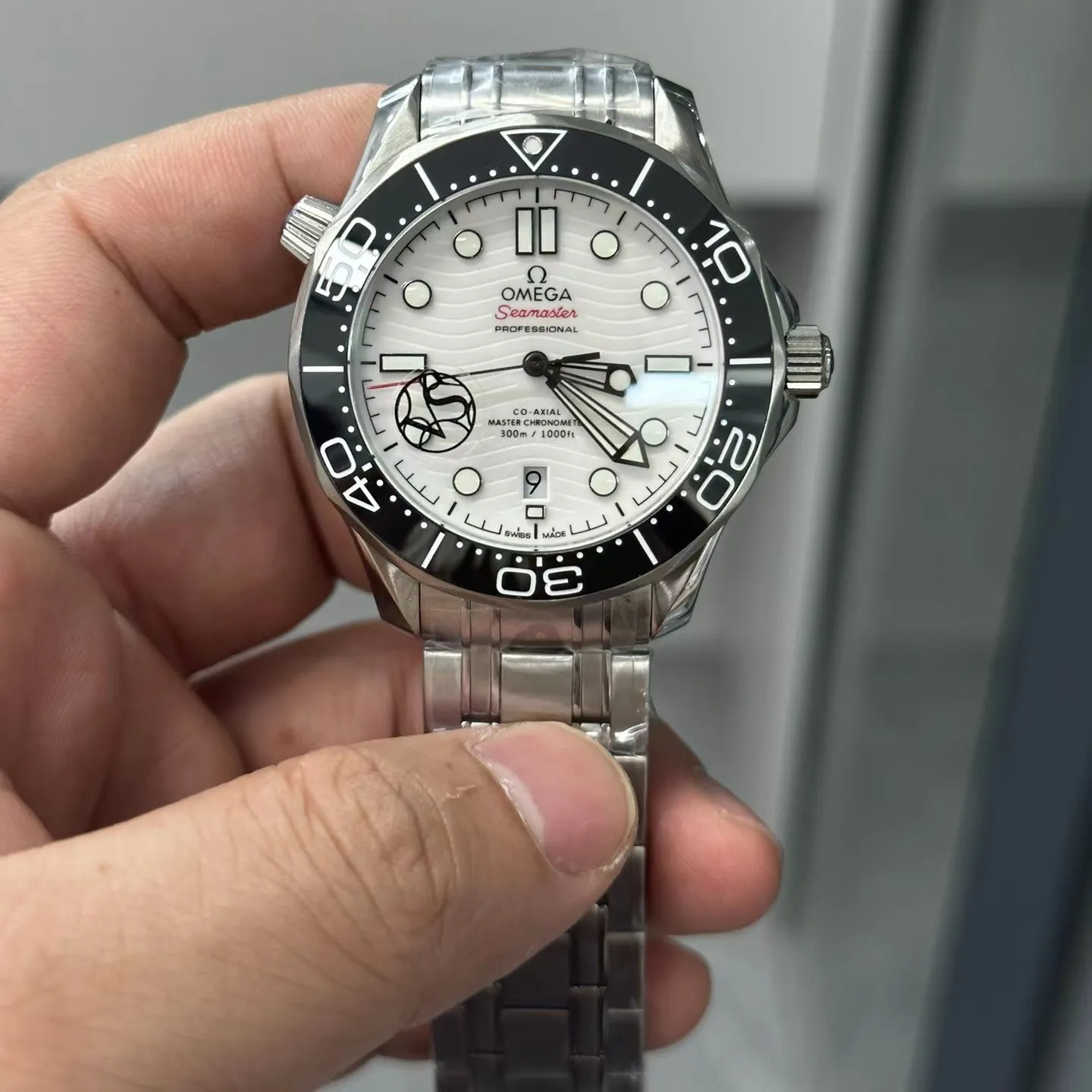 Omega Seamaster Diver 300M Co-Axial Master Chronometer 210.30.42.20.04.001