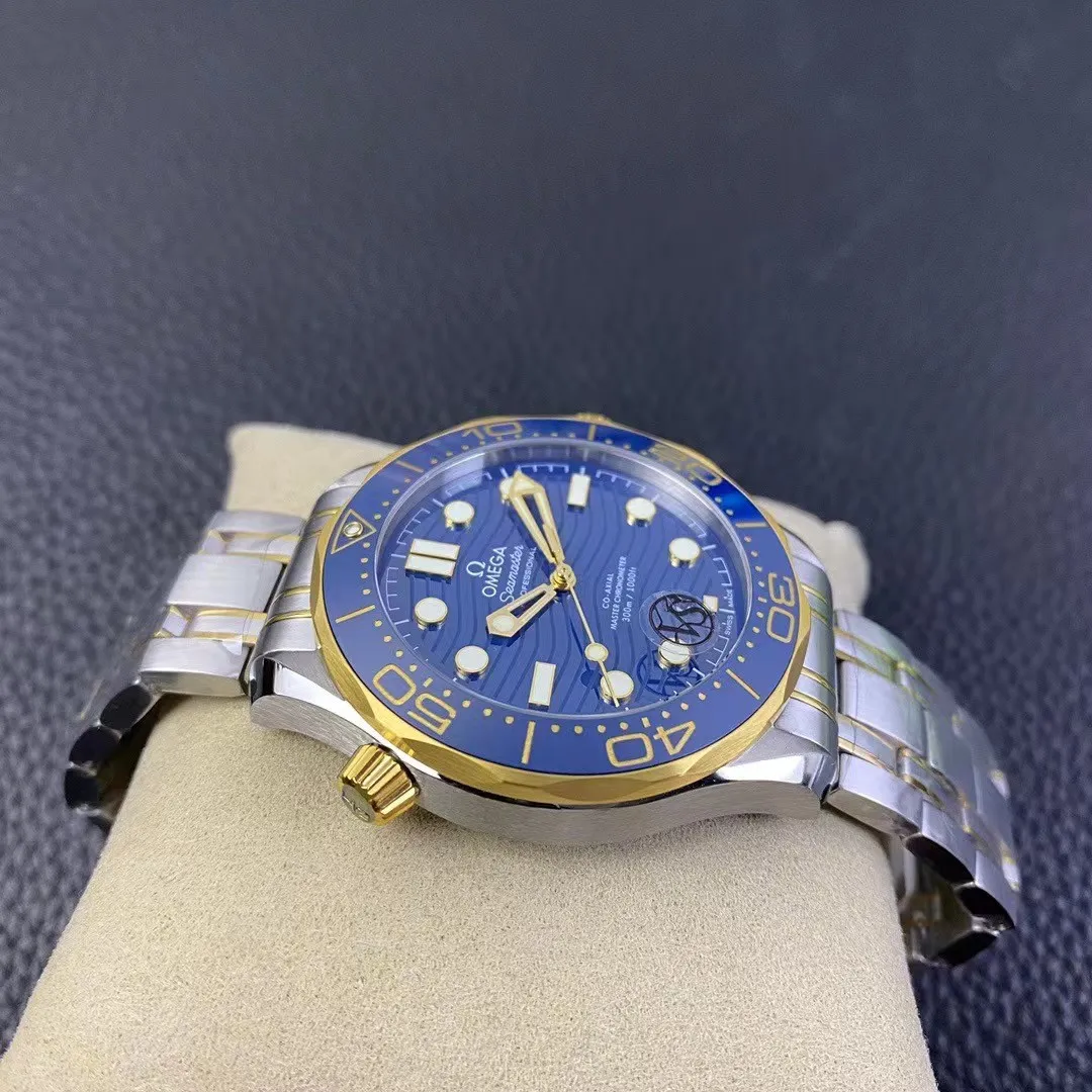 Omega Seamaster Diver 300M Co-Axial Master Chronometer 210.20.42.20.03.001