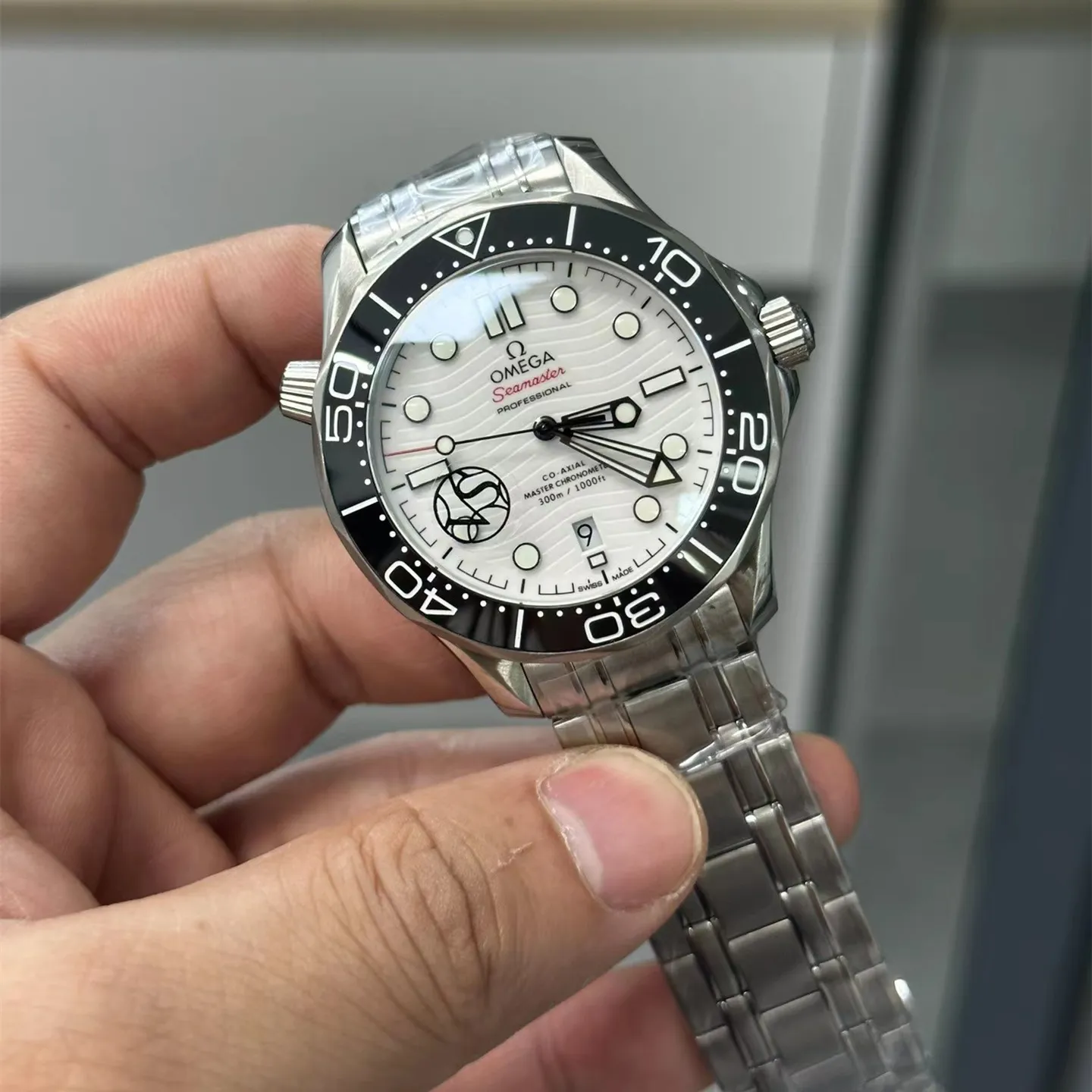 Omega Seamaster Diver 300M Co-Axial Master Chronometer 210.30.42.20.04.001