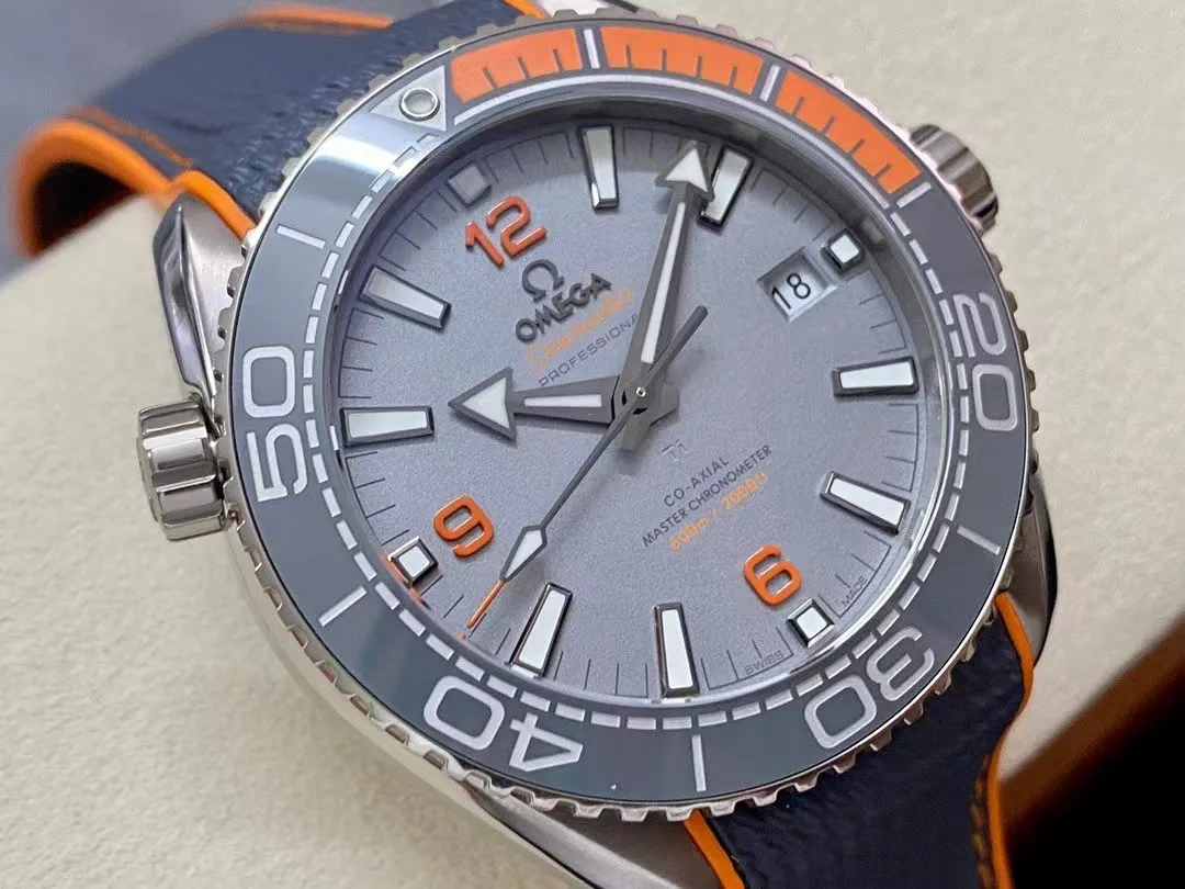 Omega Seamaster Planet Ocean Co-Axial Master Chronometer 215.92.44.21.99.001