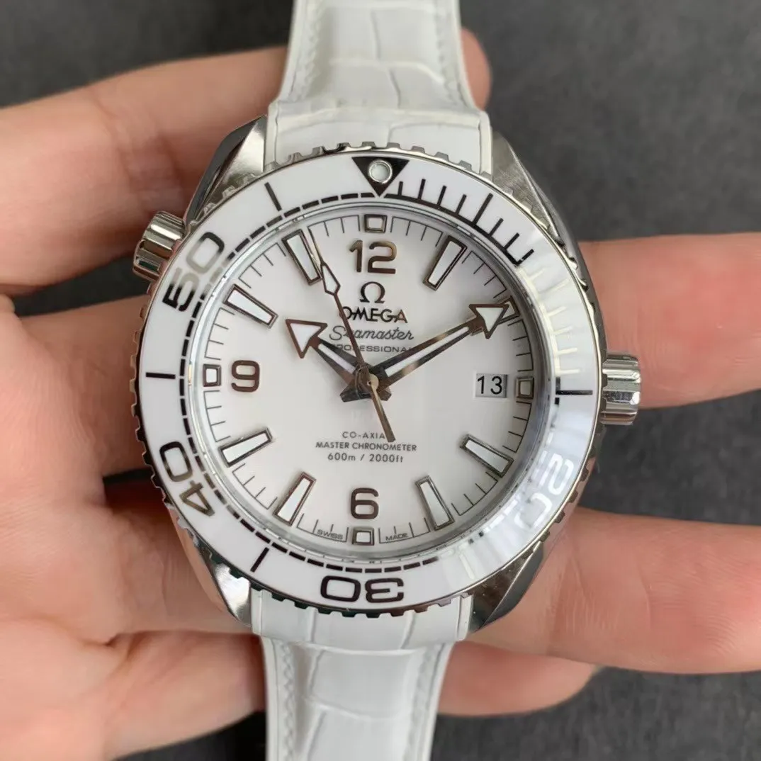 Omega Seamaster Planet Ocean Co-Axial Master Chronometr 215.33.40.20.04.001