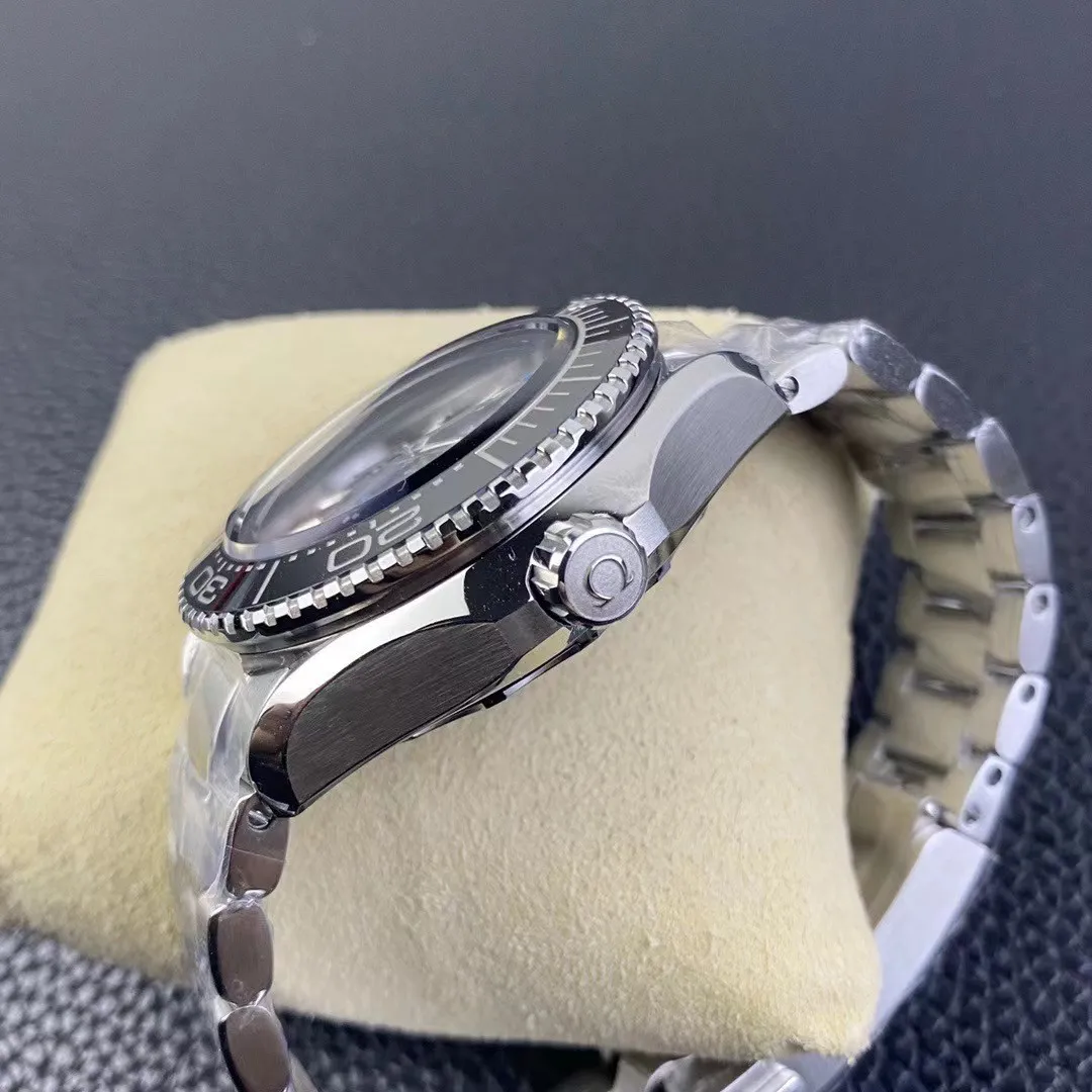 Omega Seamaster Planet Ocean 6000M Ultra Deep 215.30.46.21.03.001