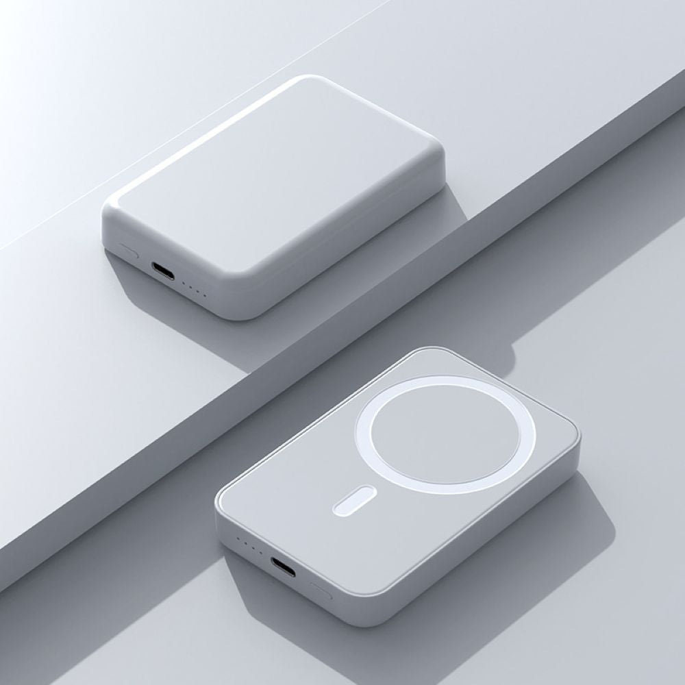 Magnetic Wireless Power Bank – Slim Snap-On Charger