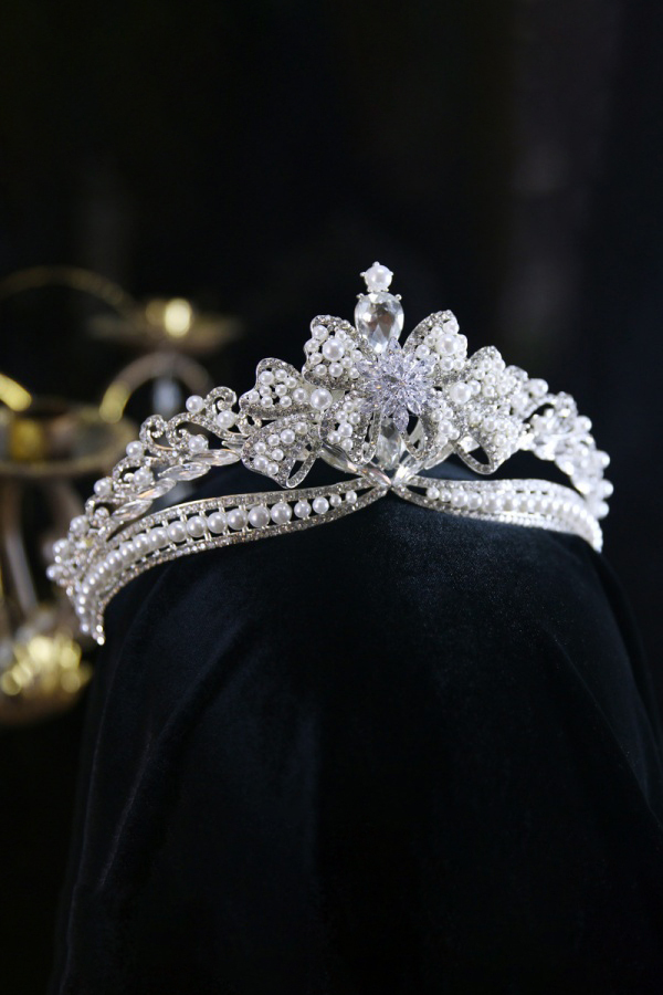 Silver Wedding Crystal Tiaras and Crowns for Women,