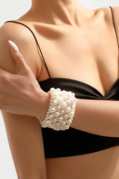 Imitation Pearl Bracelets & Bangles