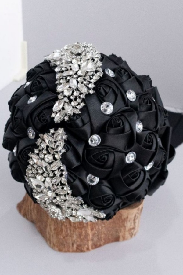 Handmade Rhinestone Bridal Bouquet Crystal Wedding Round Tossing Bouquet