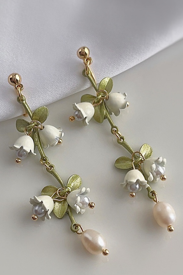 Clip-On Lily of the Valley Bridal Earrings Non-Pierced Earrings for Wedding