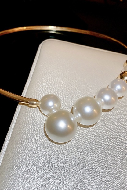 Geometry Imitation Pearl Necklace Choker