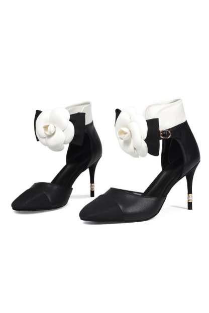 Wedding Shoes for Bride High Heel Bridal Shoes Closed Toe 3D Floral