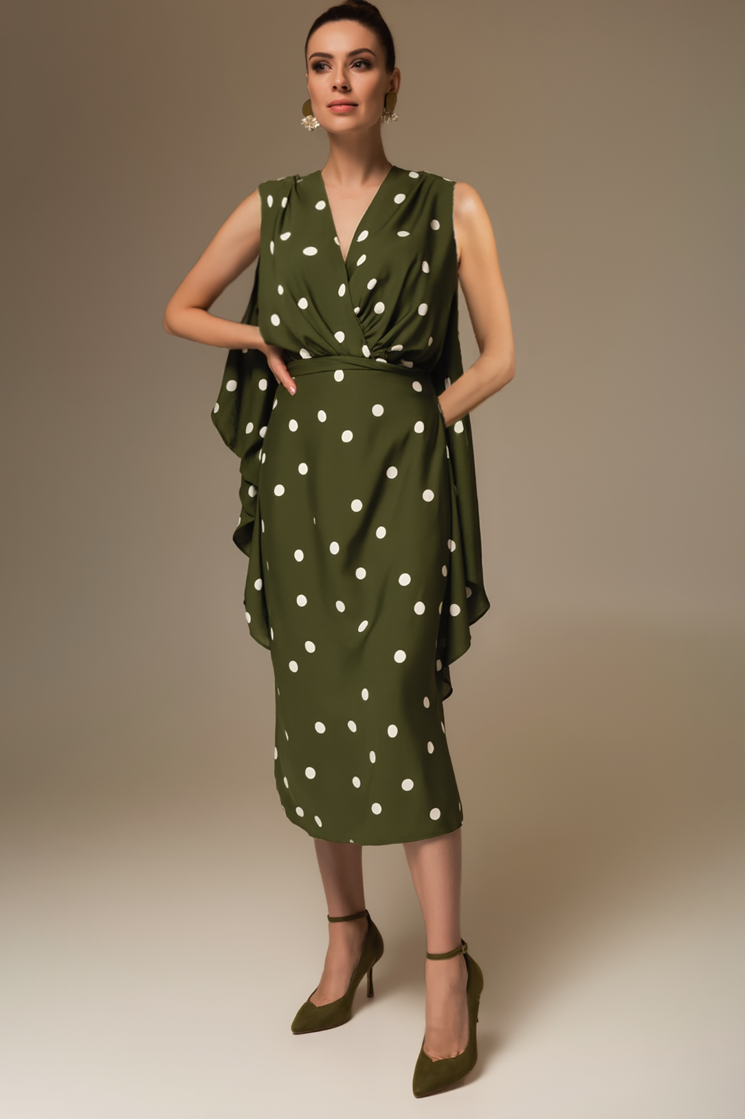 Daily Polka Dot Dress Green Sleeveless Cross Neck Pocketed Midi Dress