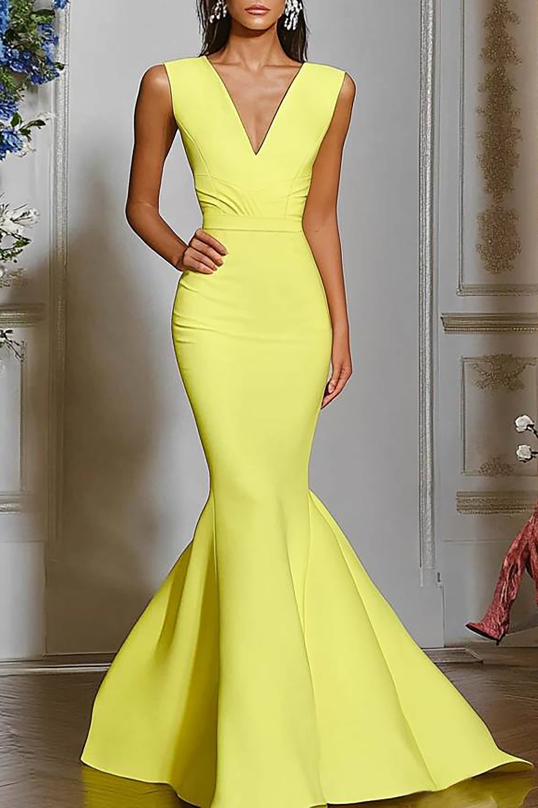 Formal Evening Dress Yellow Sleeveless V-Neck Mermaid Floor-Length Gow