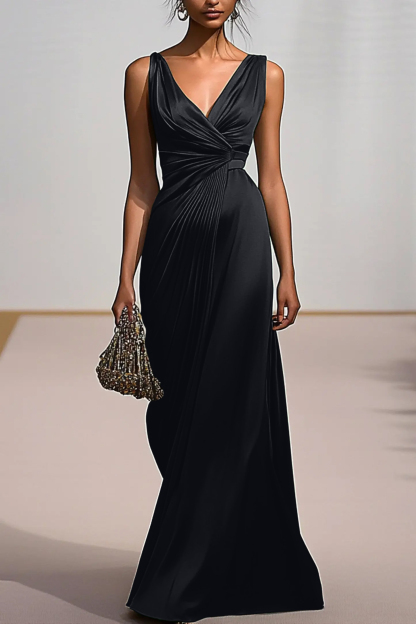 Deep V Formal Dress Green Pleating Maxi Dress Mother of the Bride Dress