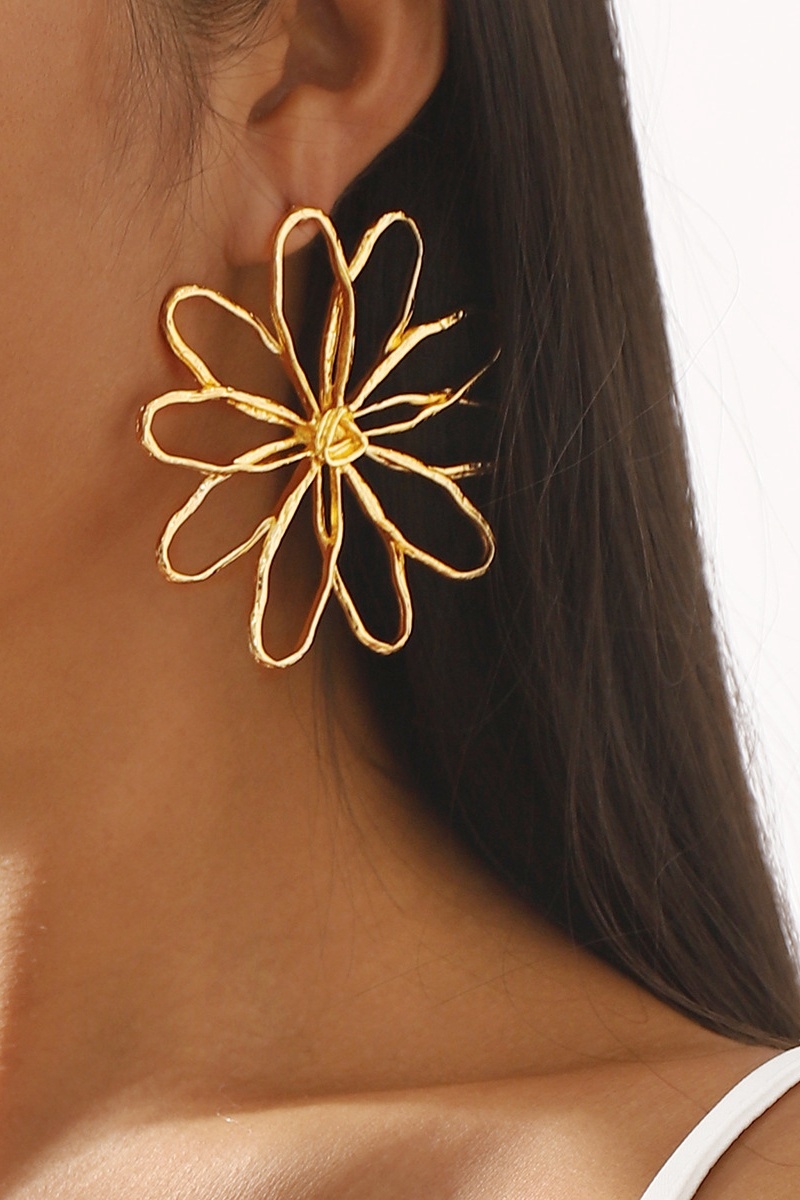 Daily Party Work Hollow Flower Simple Earrings
