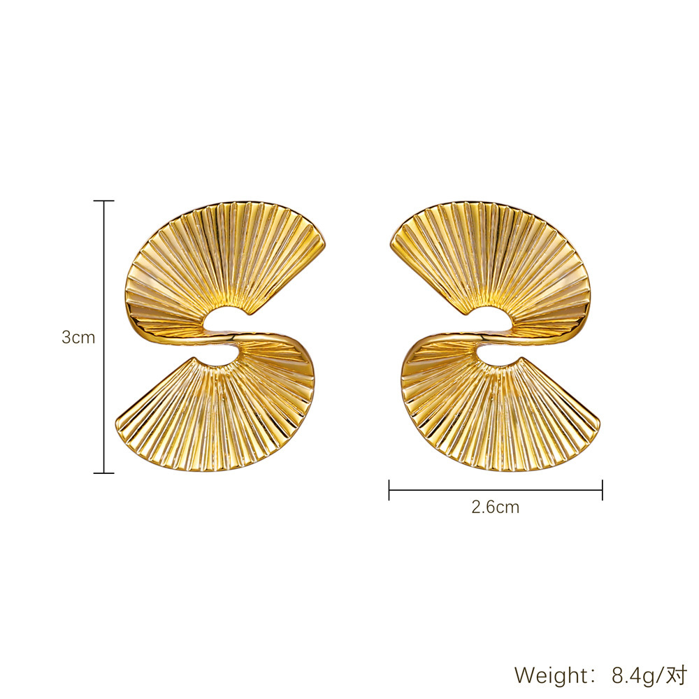 Gold Minimalist Fan Shape Earrings