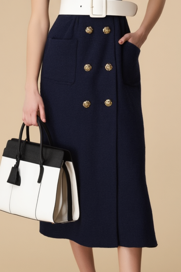 Elegant office sheath dress in black