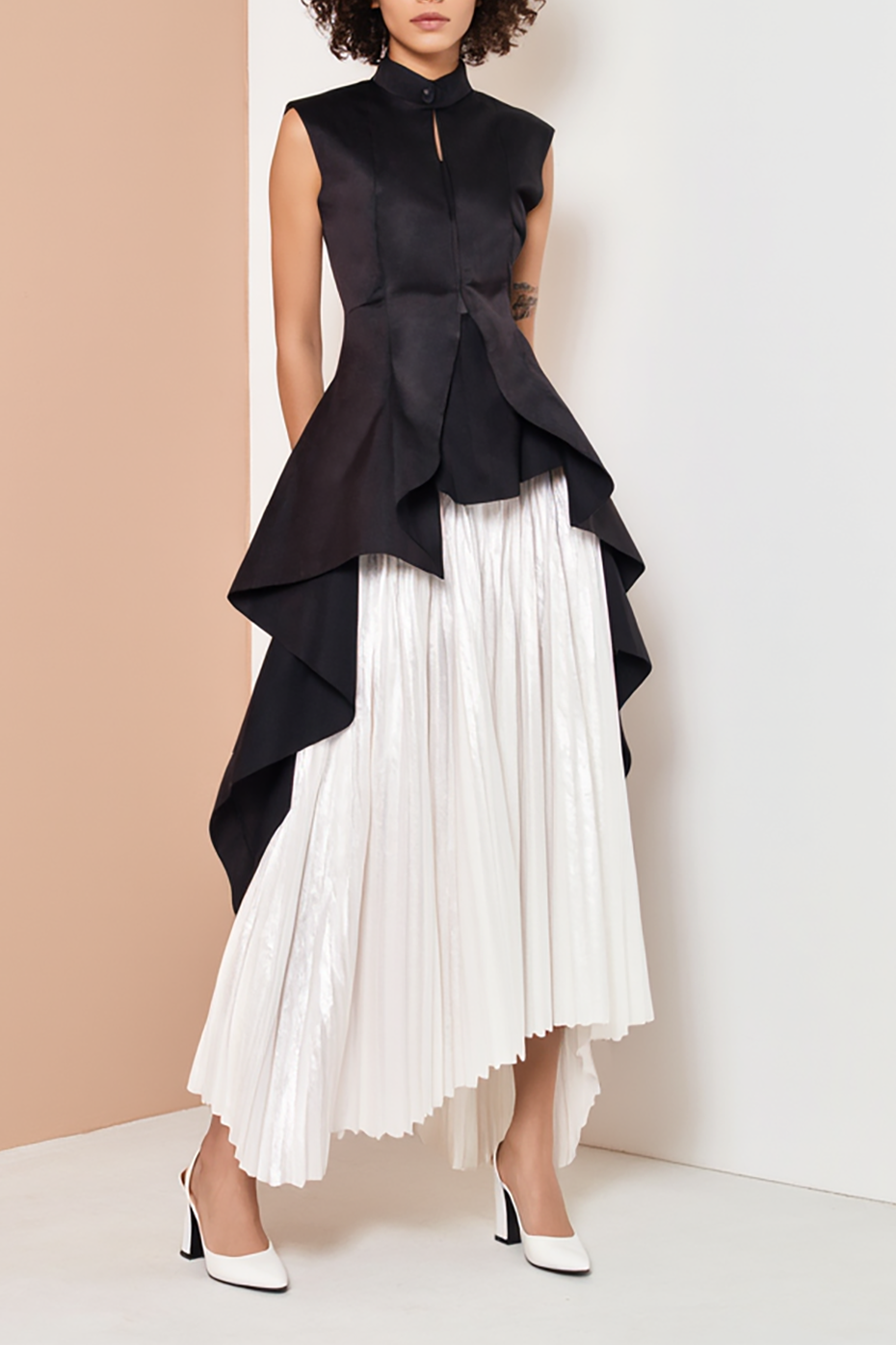 Semi-Formal Party Dress Black White Sleeveless Pleated Maxi Dress