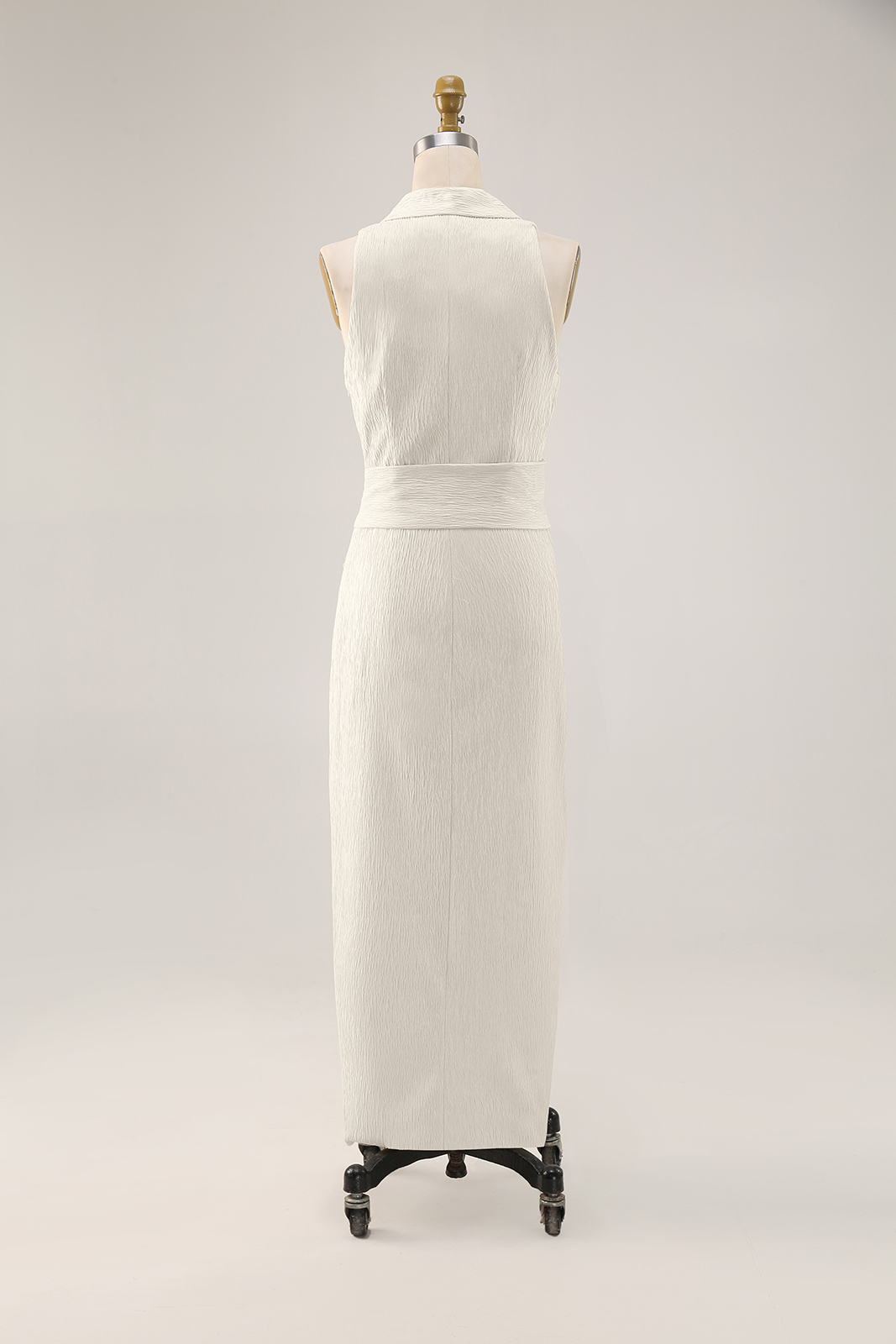 Elegant white V neck office dress with slit