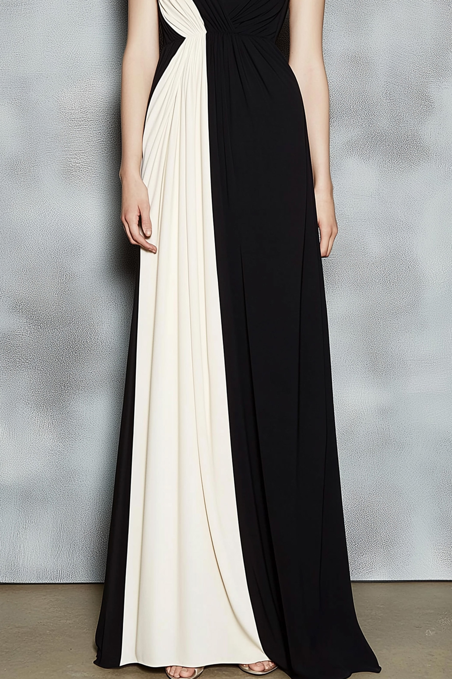 Evening Formal Dress Black White Deep V-Neck Sleeveless Floor-Length Dress