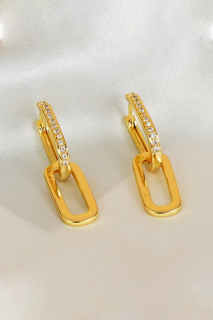 Golden Paper Clips Earrings With Diamonds