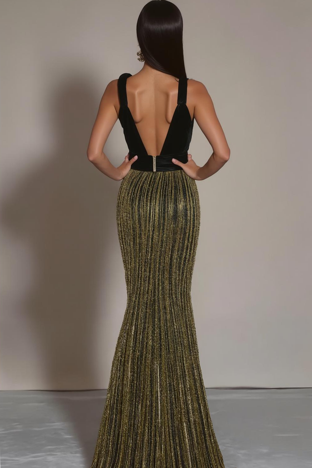 Formal Party Dress Mermaid Black V-Neck Metallic Satin Maxi Dress with Slit