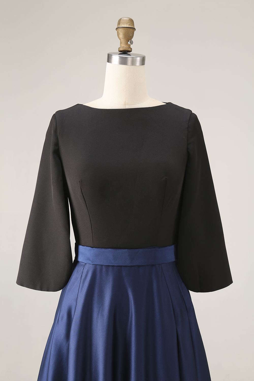 Evening Formal Dress Golden A-Line Crew Neck Satin Maxi Dress 